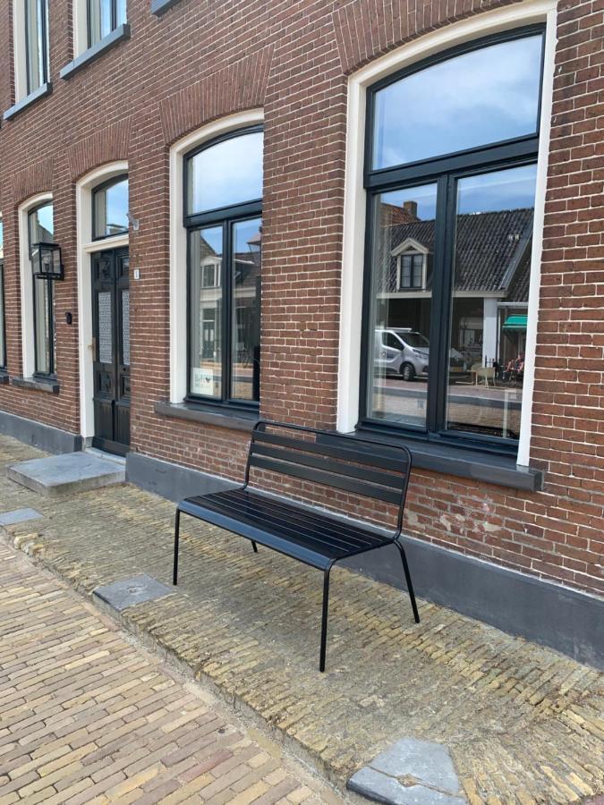 B&B Het Herenhuys Aan De Historische Gracht Van Kollum Zewnętrze zdjęcie