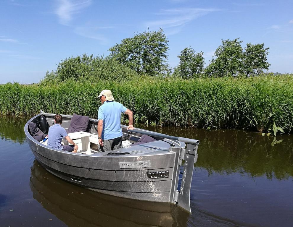 B&B Het Herenhuys Aan De Historische Gracht Van Kollum Zewnętrze zdjęcie